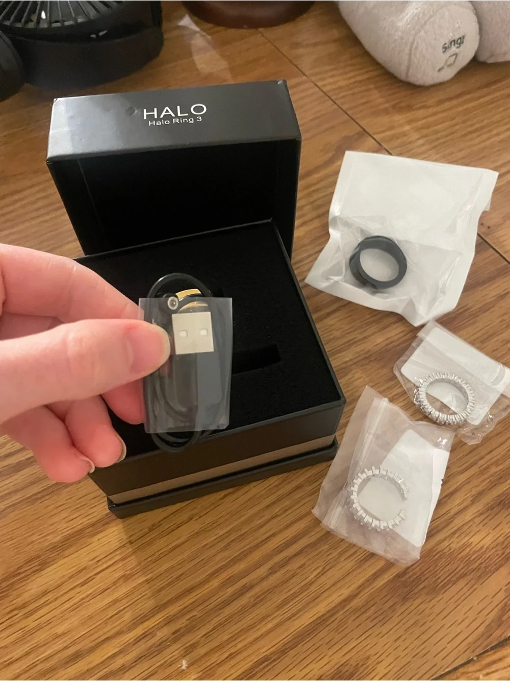 Halo 3 Gold Smart Health Tracking Ring